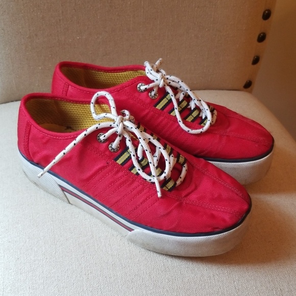 Tommy Hilfiger Retro Vintage Platform Lace Up Sneakers Red Size 8 - Picture 1 of 5